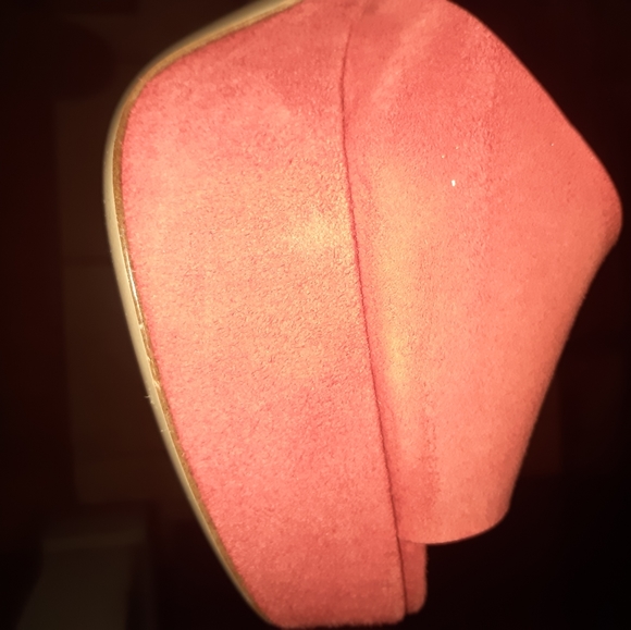 Red Velvet Barney New York Pumps - Picture 9 of 15